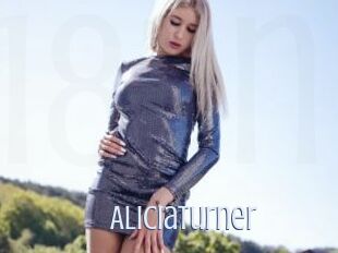AliciaTurner