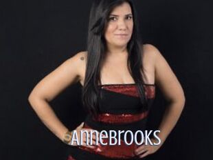AnneBrooks 18 ans Nue