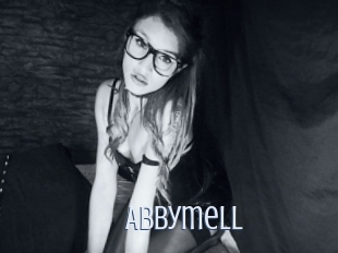 abbymell 18 ans Nue