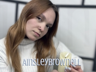 ainsleybrownell 18 ans Nue