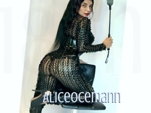 aliceocemann 18 ans Nue