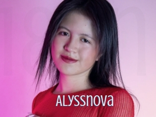 alyssnova 18 ans Nue