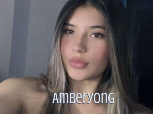 amberyong 18 ans Nue