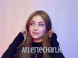 arlettecharlie 18 ans Nue