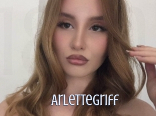 arlettegriff 18 ans Nue