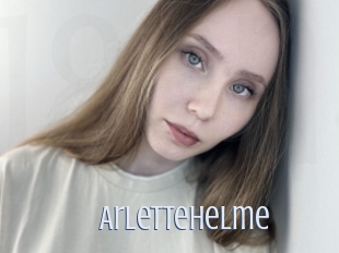 arlettehelme 18 ans Nue