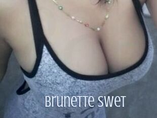 Brunette_swet