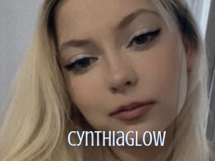 cynthiaglow 18 ans Nue