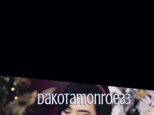 Dakotamonroe33