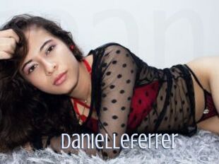danielleferrer 18 ans Nue