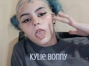 Kylie_Bonny