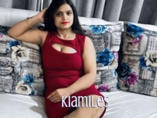 kiamiles 18 ans Nue