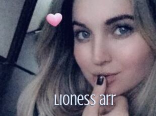 Lioness_arr