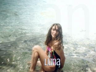 Luna_Taylor