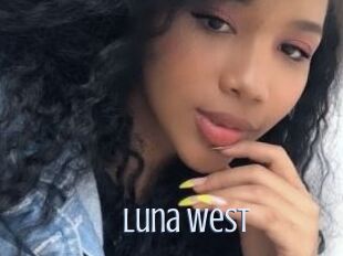 Luna_West 18 ans Nue