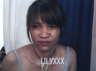 lilyxxx 18 ans Nue
