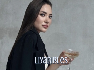 liyabibles 18 ans Nue