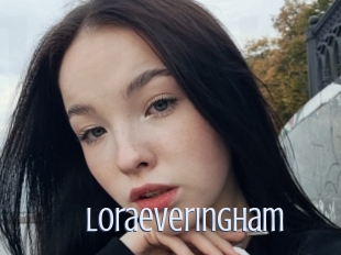 loraeveringham 18 ans Nue