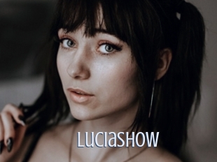 luciashow 18 ans Nue