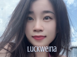 luckweina 18 ans Nue