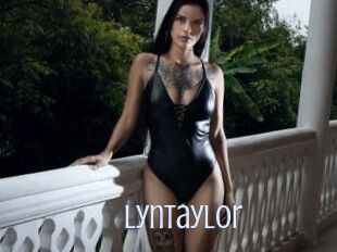 lyntaylor 18 ans Nue