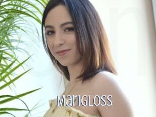 MariGloss 18 ans Nue