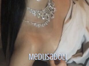 MedusaDoll 18 ans Nue