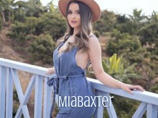 MiaBaxter 18 ans Nue