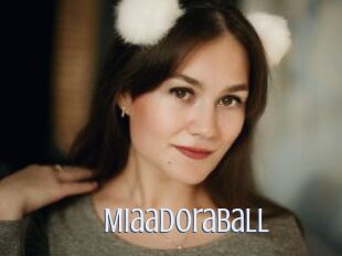 Miaadoraball