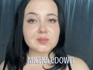 micheledown 18 ans Nue