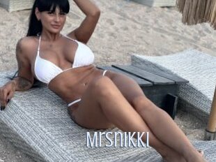 mrsnikki 18 ans Nue
