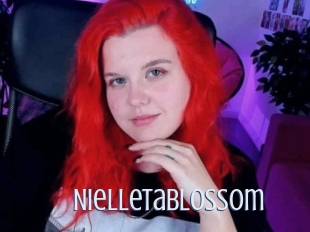 Nielletablossom