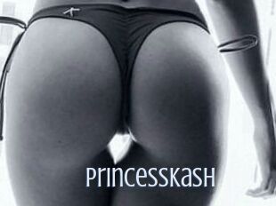 PrincessKash 18 ans Nue