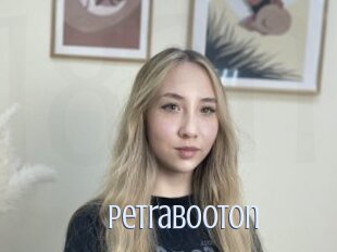 petrabooton 18 ans Nue