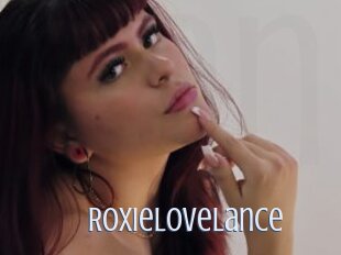 roxielovelance 18 ans Nue