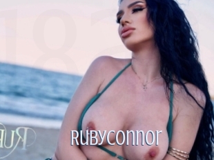 rubyconnor 18 ans Nue