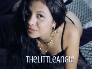TheLittleAngie 18 ans Nue