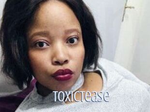 ToxicTease 18 ans Nue