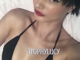 TrophyLucy 18 ans Nue
