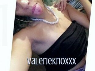 ValerieKnoXXX