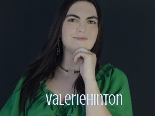 valeriehinton 18 ans Nue