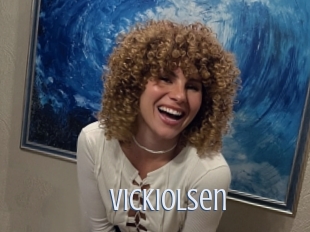 vickiolsen 18 ans Nue